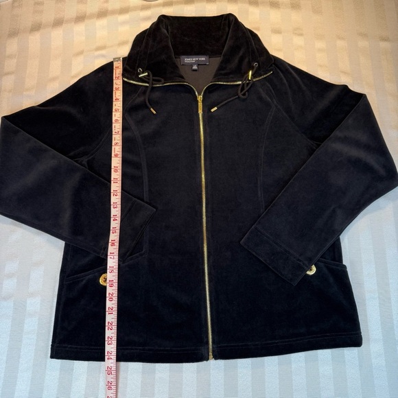 Jones New York Sz L Black Velvet Zip-Up Jacket with Gold Accents NWT - Picture 2 of 14